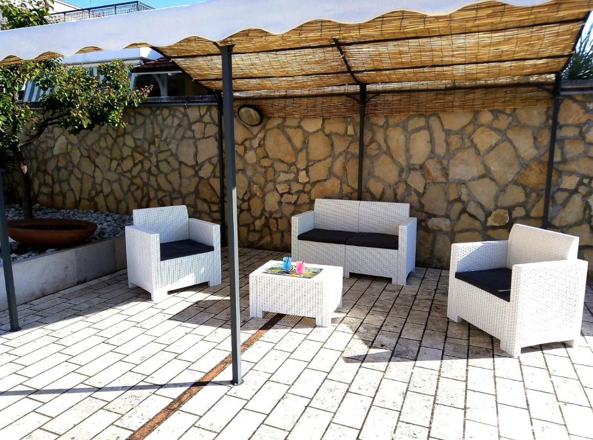 Villa Amelie بيشيلي المظهر الخارجي الصورة